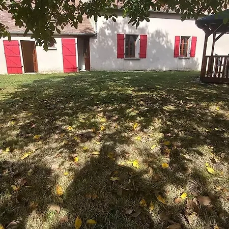 펜션 Escapade Rurale: Maison 10 Pers, Jardin, Feu Cheminee